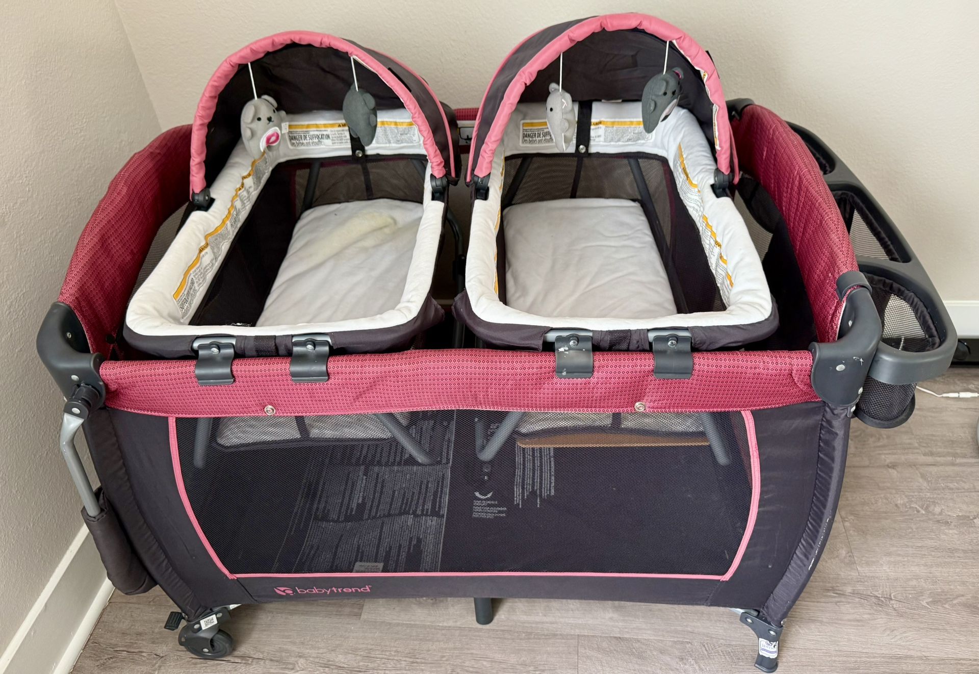 3 in 1 Twin Bassinet + Crib with the mattress + Playpen