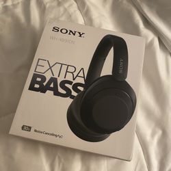 Sony WH-XB910 Noise Canceling Headphones