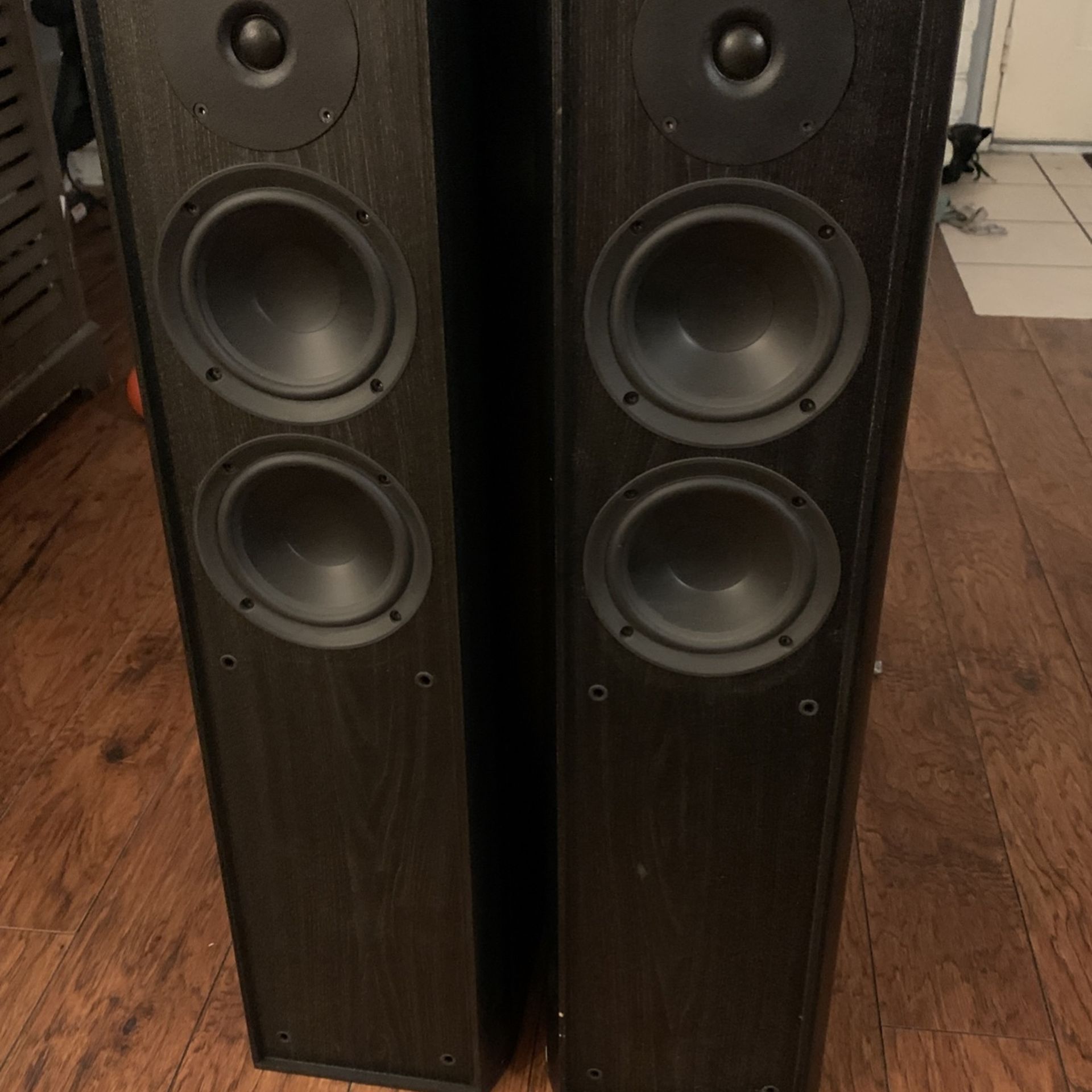 Jamo Classic 6 Speakers Good