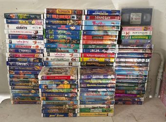 Large Lot of VHS VCR Cassette Tapes Children's Movies