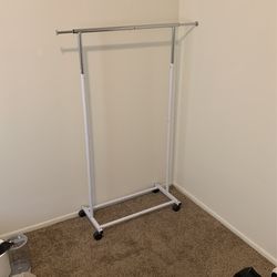 White Hanger