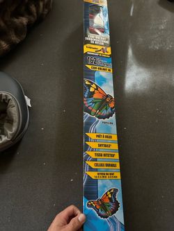 Supersized 64" 3D Tri Kite Brand New