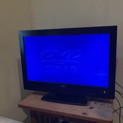 32 Inch Black RCA Tv 