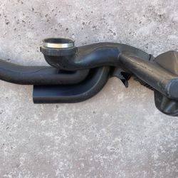 OEM 2000-06 GMC Chet Suburban Tahoe Air Intake Resonator Duct Tube