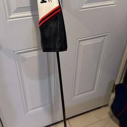 Kirkland Driver 10.5 adjustable- stiff shaft