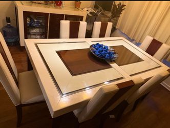 Luxury Leather dining Room Set With Lighted Buffet