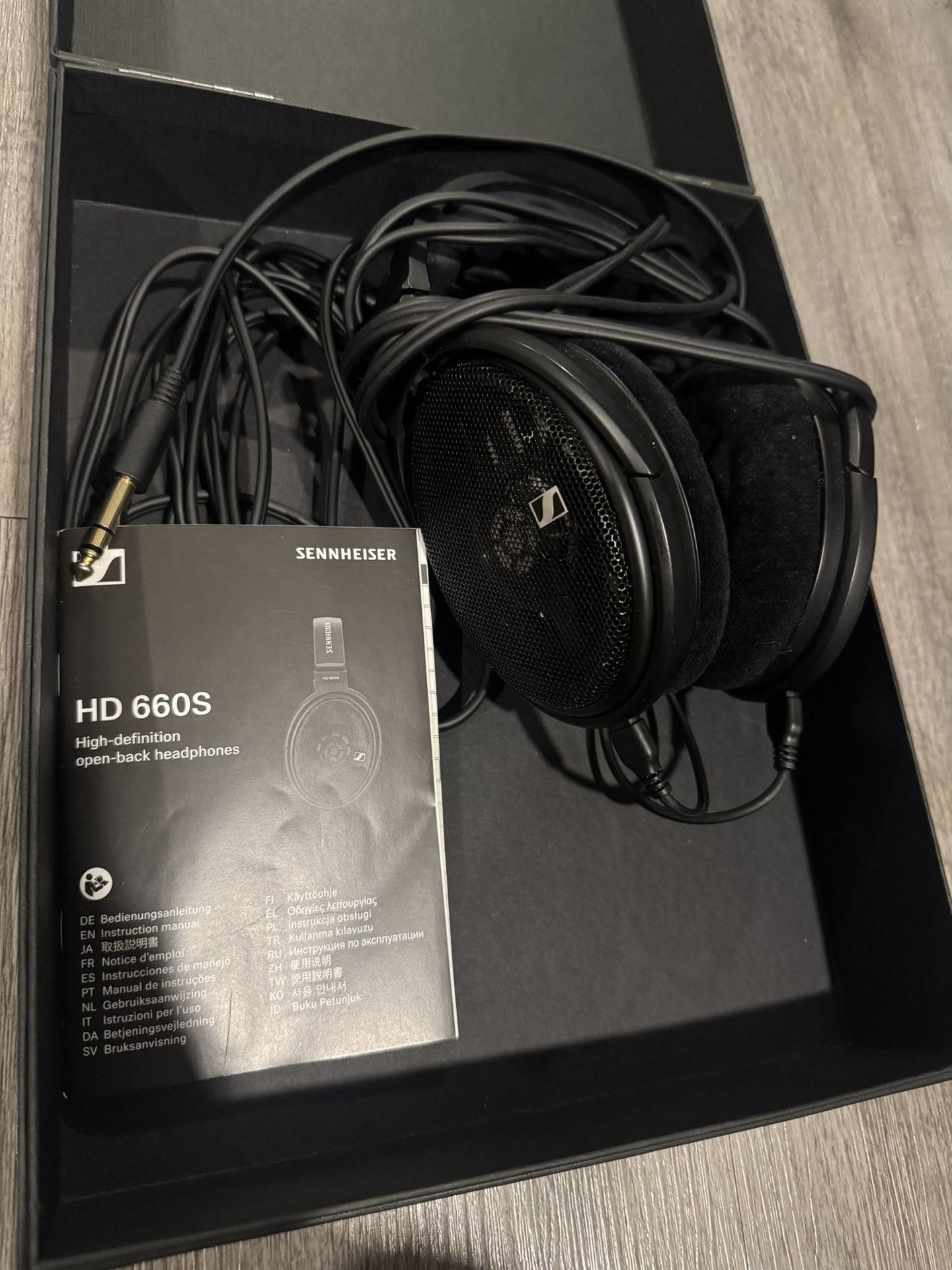 Sennheiser HD 660S Open-Back Headphones