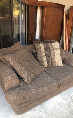 Couch love seat