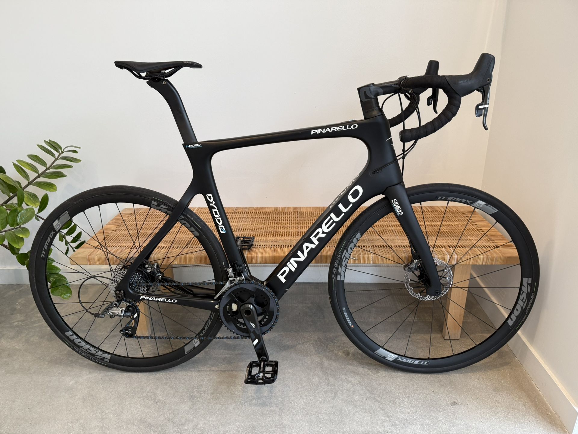 2020 pinarello dyodo e bike 58cm carbon disc