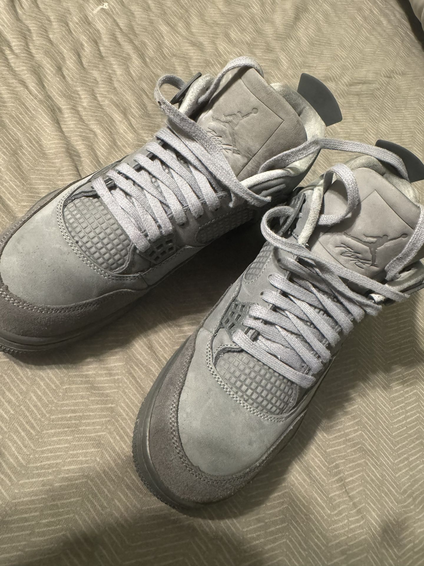 Jordan 4 Cement Grey 