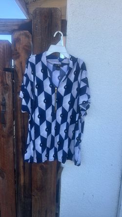 Women’s dress shirt