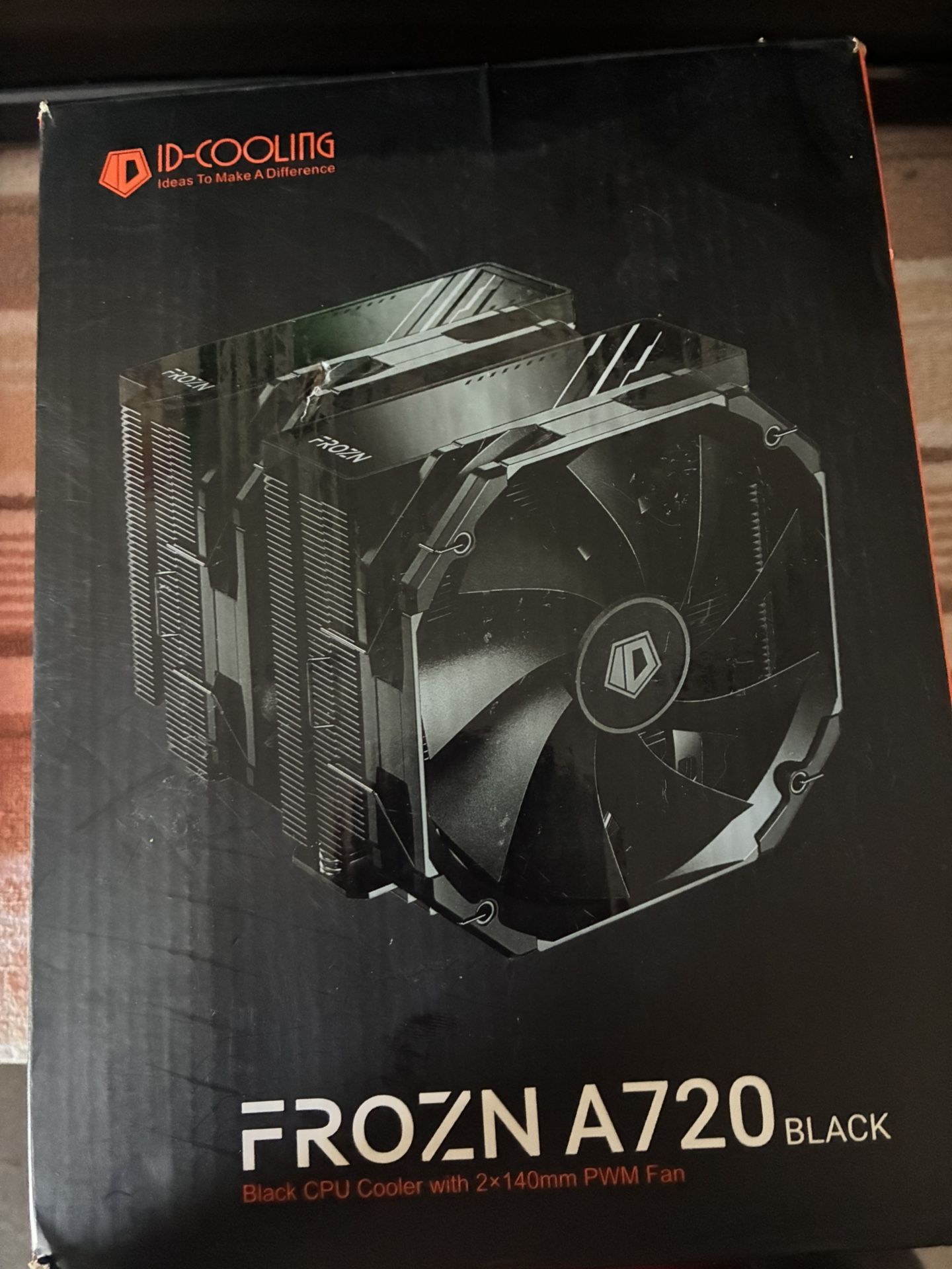 ID-COOLING FROZN A720 BLACK