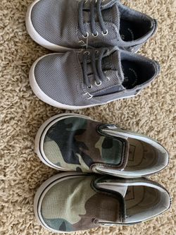 Toddler siZe 6 shoes