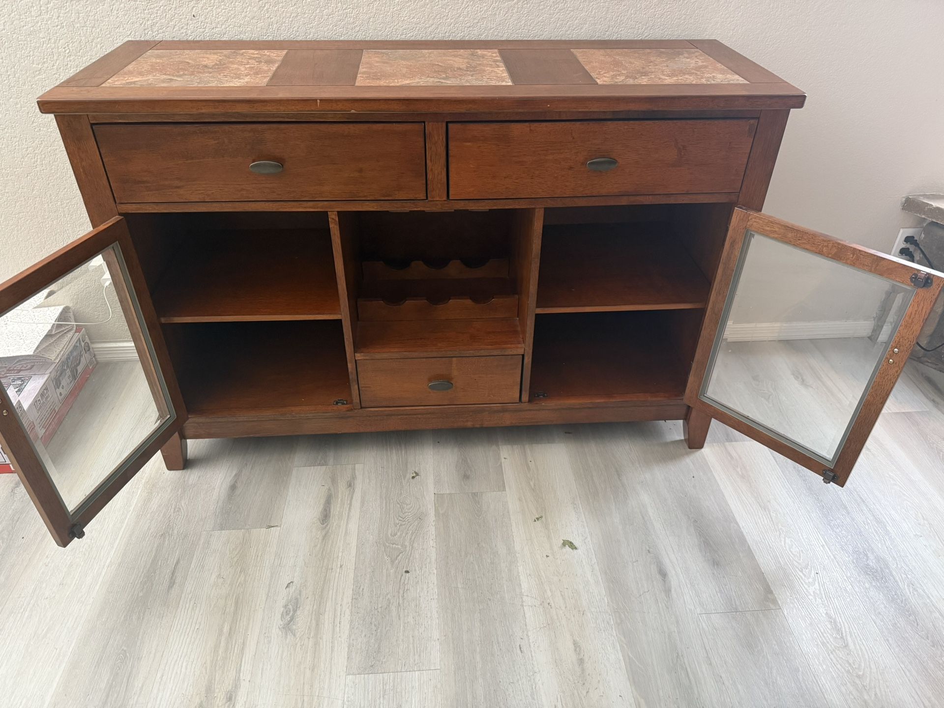 Bar Table