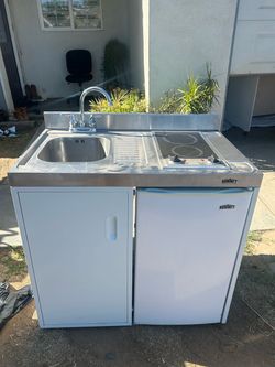 Refrigerator, Estufa y lavamanos 3 en uno