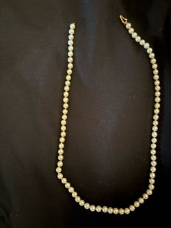 Cultured pearl strand 18”