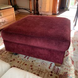 Stanton ottoman with storage