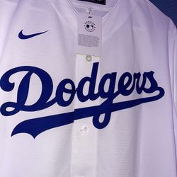 Dodgers Julio Urias 7 Jersey Authentic for Sale in Whittier, CA - OfferUp