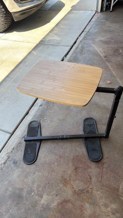 Desk/tray table
