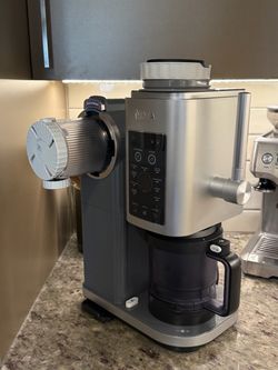 Ninja CREAMi Scoop and Swirl - Brand new