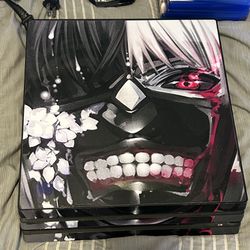 PS4 Pro 1 Tb With 6 Games 