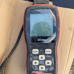 Vehicle Diagnostic Code Reader For VW And Audi