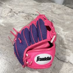 Girls Small Baseball Glove