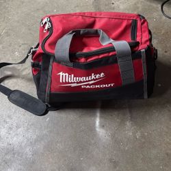 Milwaukee 48-22-8322 PACKOUT 20" Tool Bag, Impact-Resistant Base,1680D Ballistic