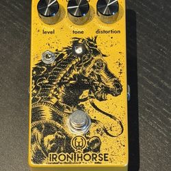Walrus Audio Iron Horse V2 LM308 Distortion Pedal