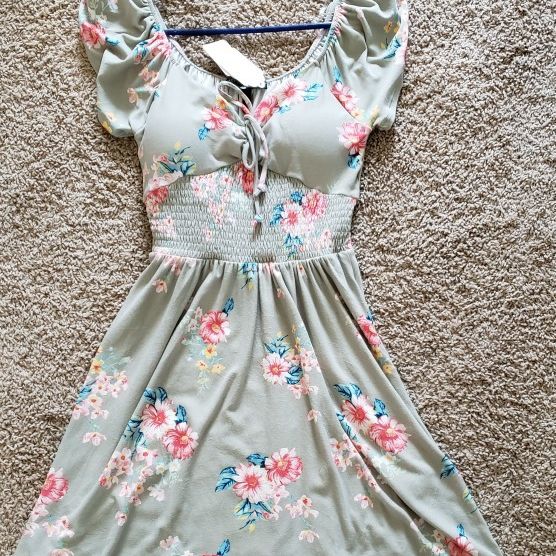 derek heart skater dress Derek heart skater dress-beautiful, warm and sparkly dress up or down dress!