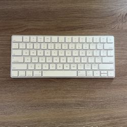 Apple Keyboard $40 FCFS