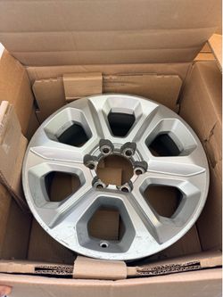 5th Generation Toyota 4Runner SR5 wheels