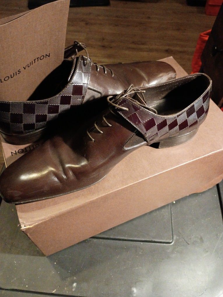 LOUIS VUITTON VESTIARE COLLECTIVE LEATHER LACE UPS DRESS SHOES
