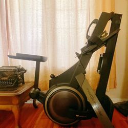 New  Ifit rowing machine 