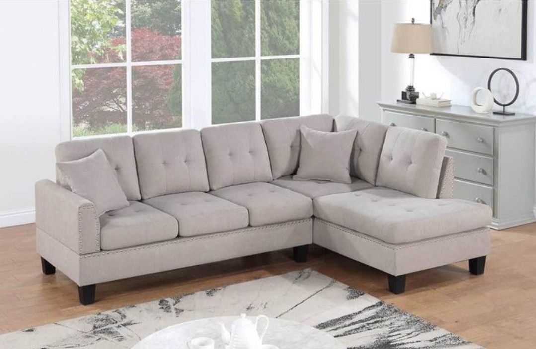 BRAND NEW 2PC SECTIONAL SOFA SET WITH ACCENT PILOWS INCLUDED $299