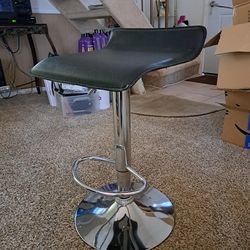 Adjustable  bar stool