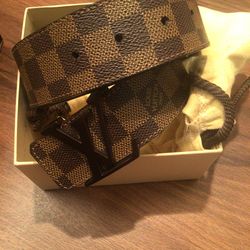 Loui Vuitton Belt Mens