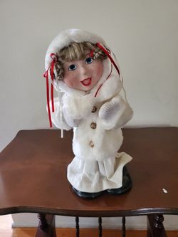 Caroling Kids by Sandra Lee Sing Sway Motion Christmas Figurine 12.5"