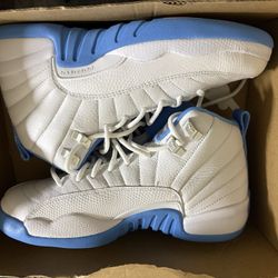 Jordan’s 13’s White And Carolina Blue 6y