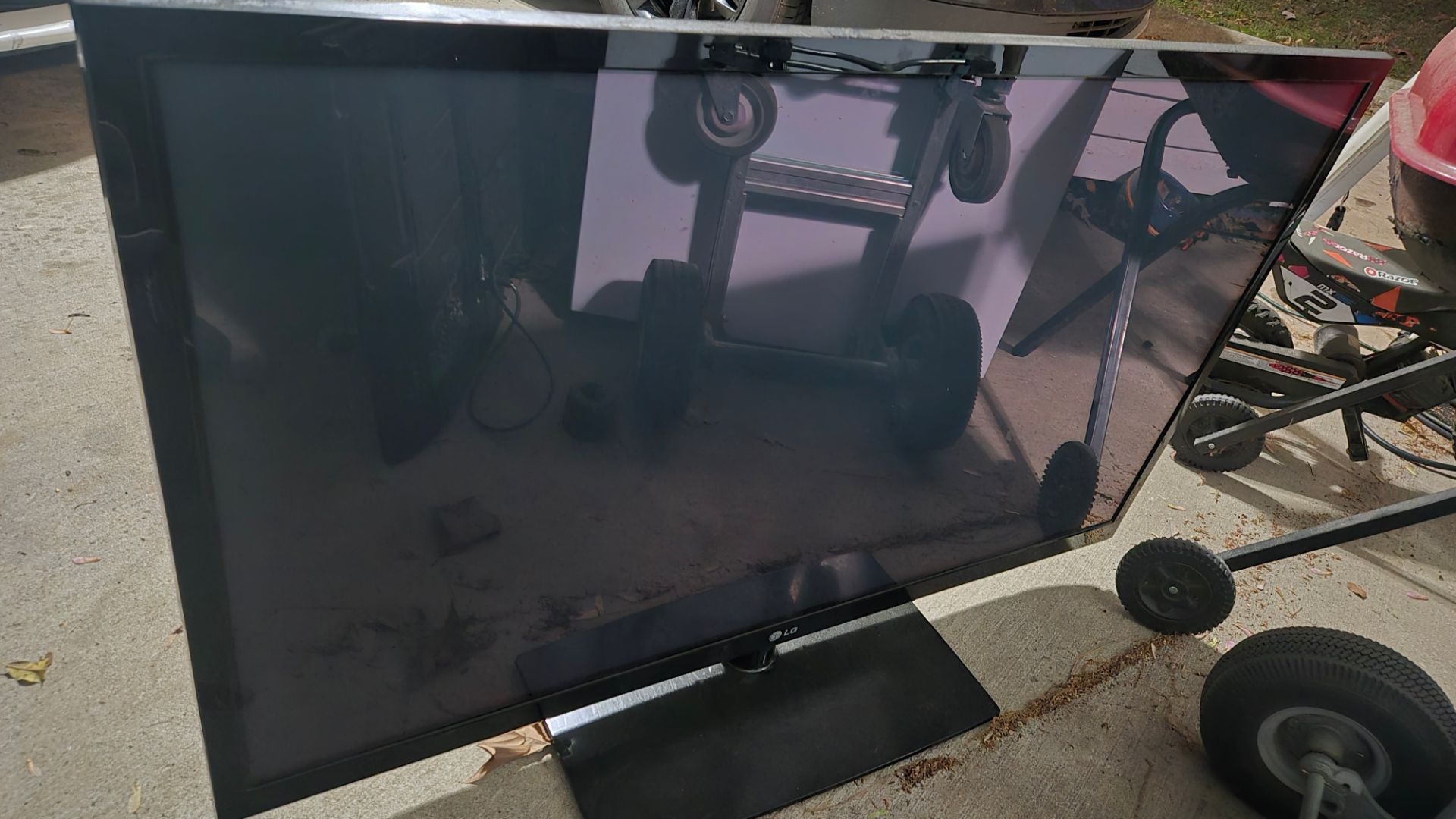 LG 50 inch Flat screen