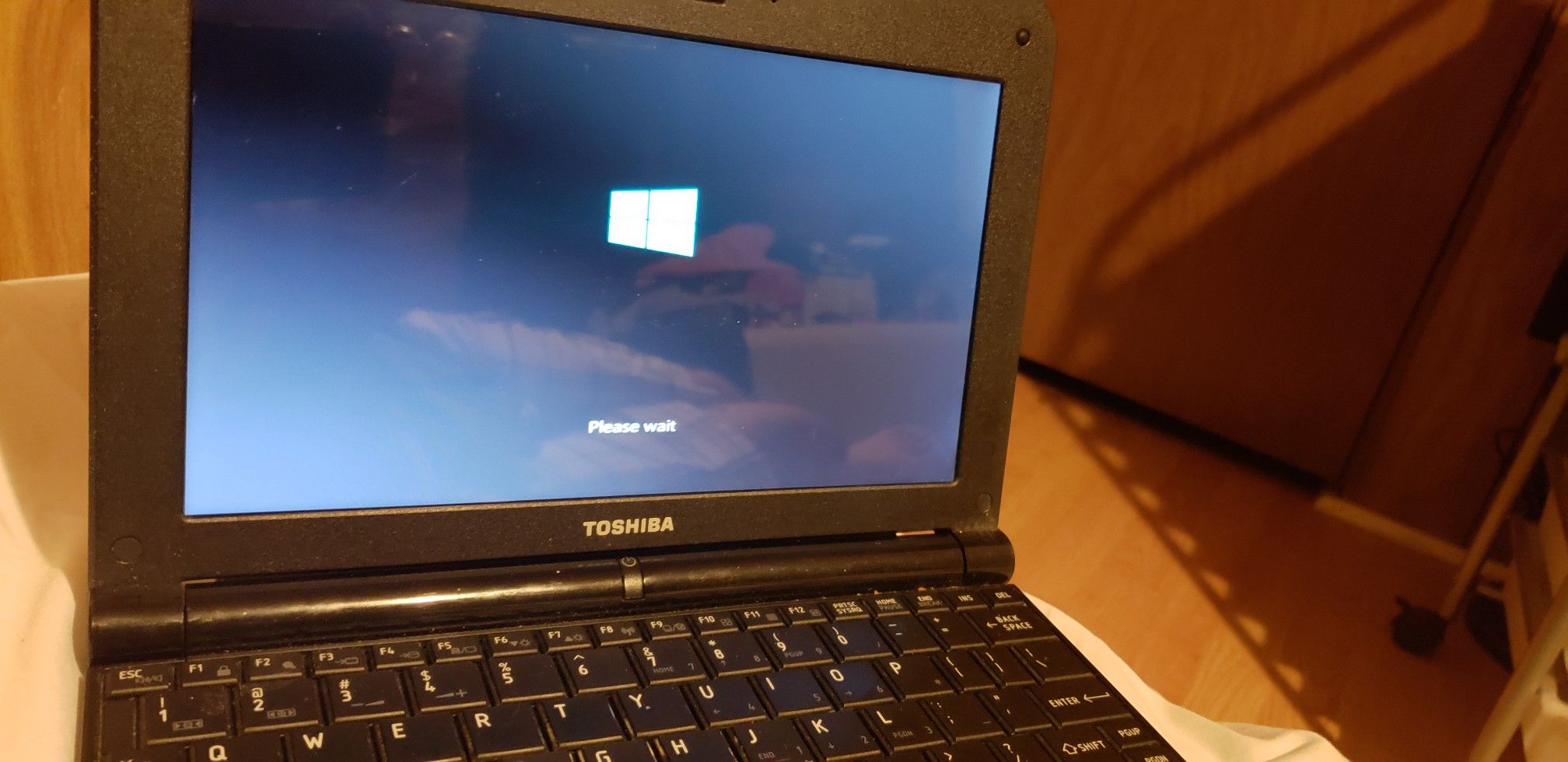 Toshiba mini laptop