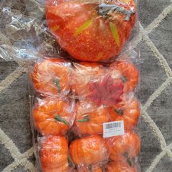 7.8 Inch Fake Pumpkin And 12 Pack Smaller With Leaves Halloween Thanksgiving Decorations 