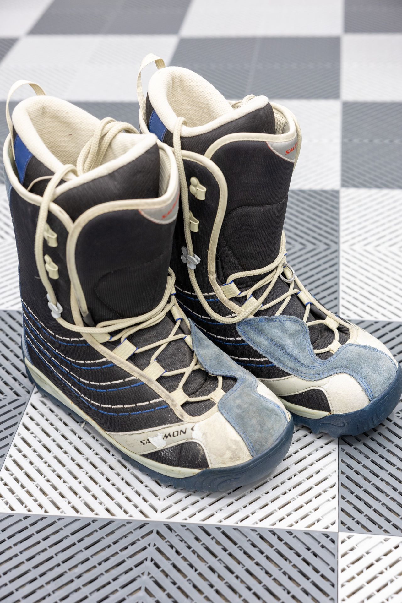 Salomon Snowboard Boots. Size 9.5
