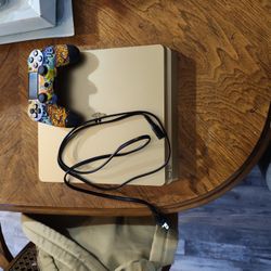 Ps4 Slim Gold/ Racing Wheel