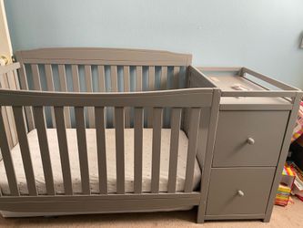 Baby crib