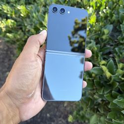 Samsung Galaxy Z Flip 5 512GB Unlocked