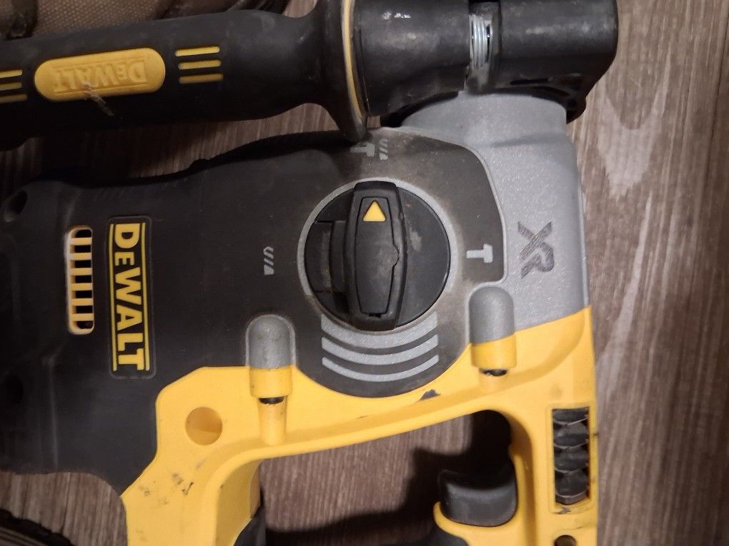 DEWALT 20V MAX XR Brushless 1 in. SDS-Plus Rotary Hammer Tool Only 