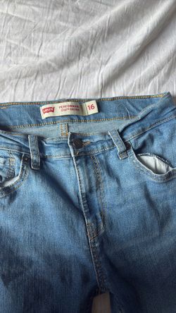 Levis Skinny 16
