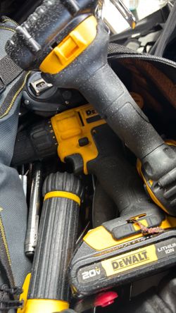 Tool bag with 2 grills and more