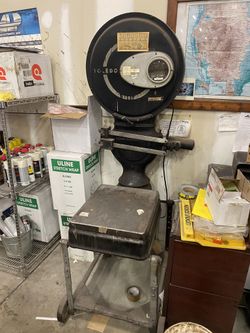 Vintage Scale. Still Works